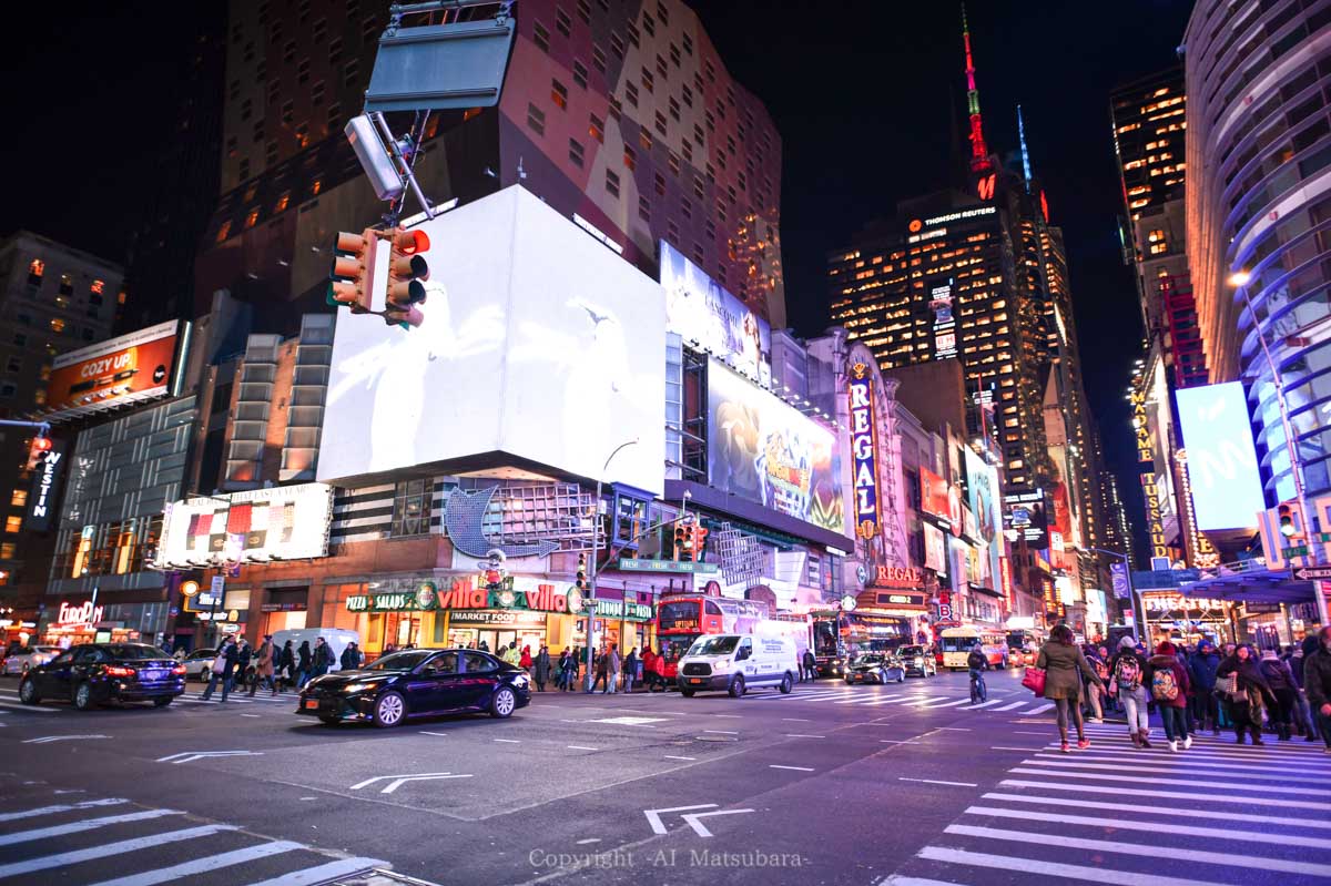 タイムズスクエア